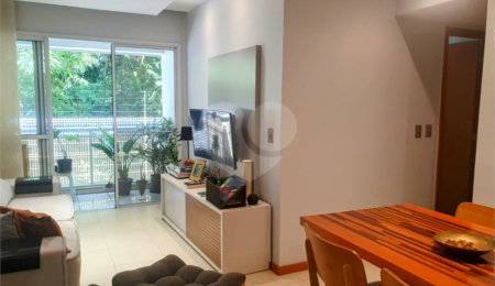 Apartamento à venda com 3 quartos, sendo 1 suíte,  em Humaitá, Rio de Janeiro, RJ