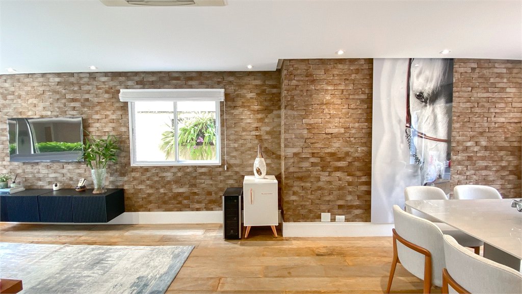 Casa à venda com 4 quartos, sendo 3 suítes, no condomínio Brisa Verde, São Paulo - SP