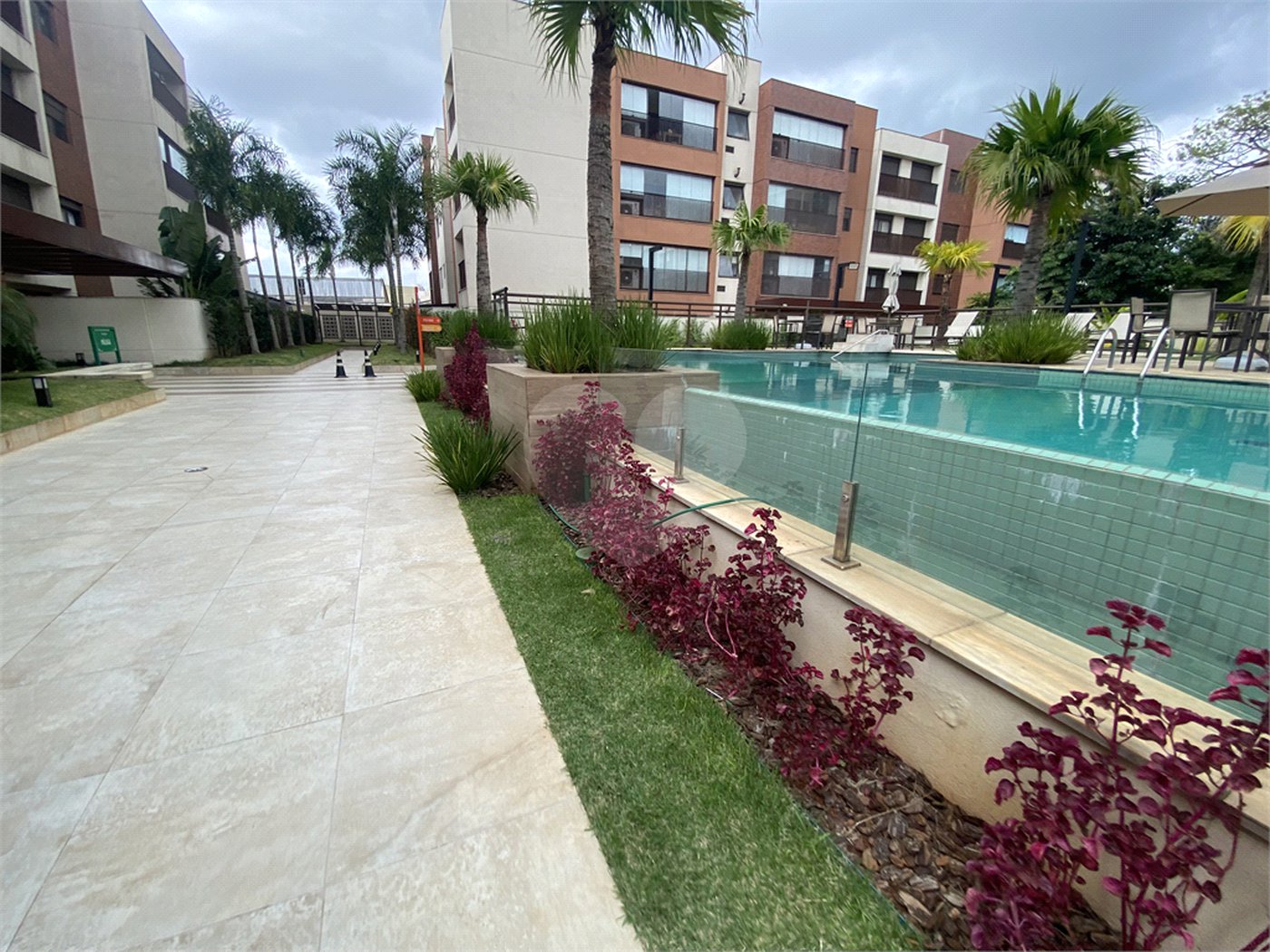 Apartamento à venda com 2 quartos, sendo 1 suíte,  em Vila Monumento, São Paulo, SP