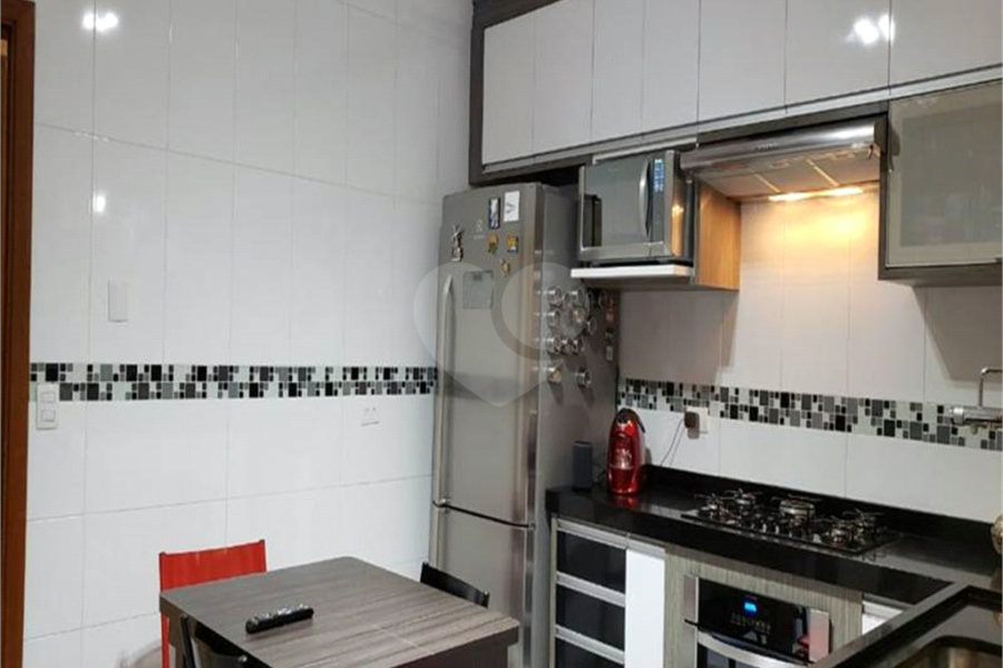 Sobrado à venda com 2 suítes em Vila Bonilha, São Paulo, SP