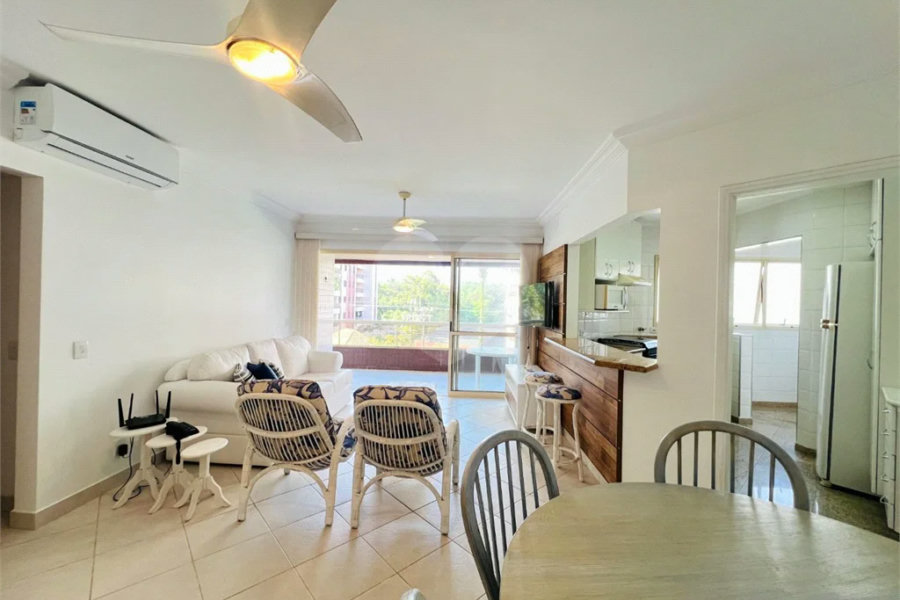 Apartamento à venda com 3 quartos, sendo 1 suíte,  em Riviera de São Lourenço, Bertioga, SP