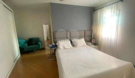 Casa à venda com 4 quartos, sendo 2 suítes,  em Parada Inglesa, São Paulo, SP