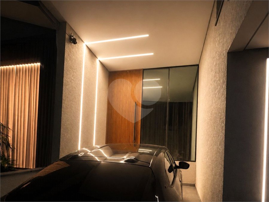 Casa à venda com 3 quartos, sendo 1 suíte, no condomínio Horto Florestal II, Sorocaba - SP