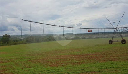 Fazenda à venda com 2 quartos em Canabrava, João Pinheiro, MG