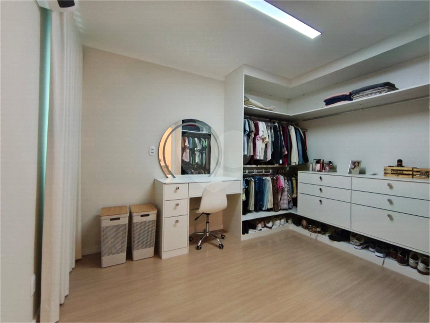 Apartamento à venda ou para alugar com 3 quartos, sendo 1 suíte, em Jardim Vera Cruz, Sorocaba, SP