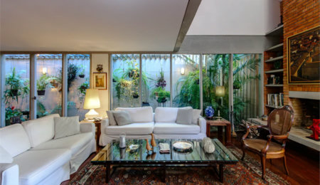 Casa à venda com 4 quartos, sendo 1 suíte,  em Jardim Leonor, São Paulo, SP