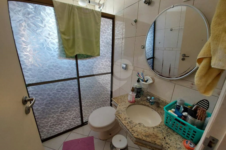 Sobrado à venda com 3 quartos, sendo 1 suíte,  em Vila Mazzei, São Paulo, SP
