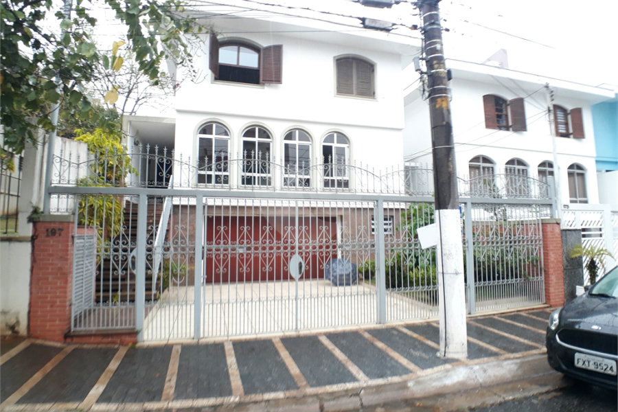 Sobrado à venda com 4 quartos, sendo 2 suítes, em Santana, São Paulo, SP