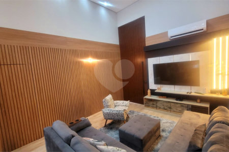 Casa à venda com 4 suítes no condomínio Sta Morriz, Campinas - SP