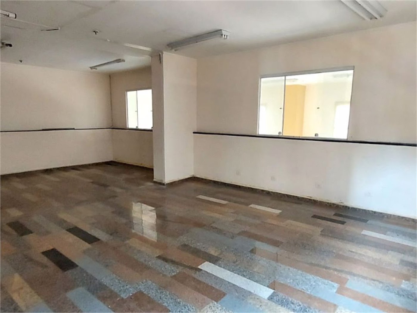 Loja Comercial para locação, ,  - LO0024.