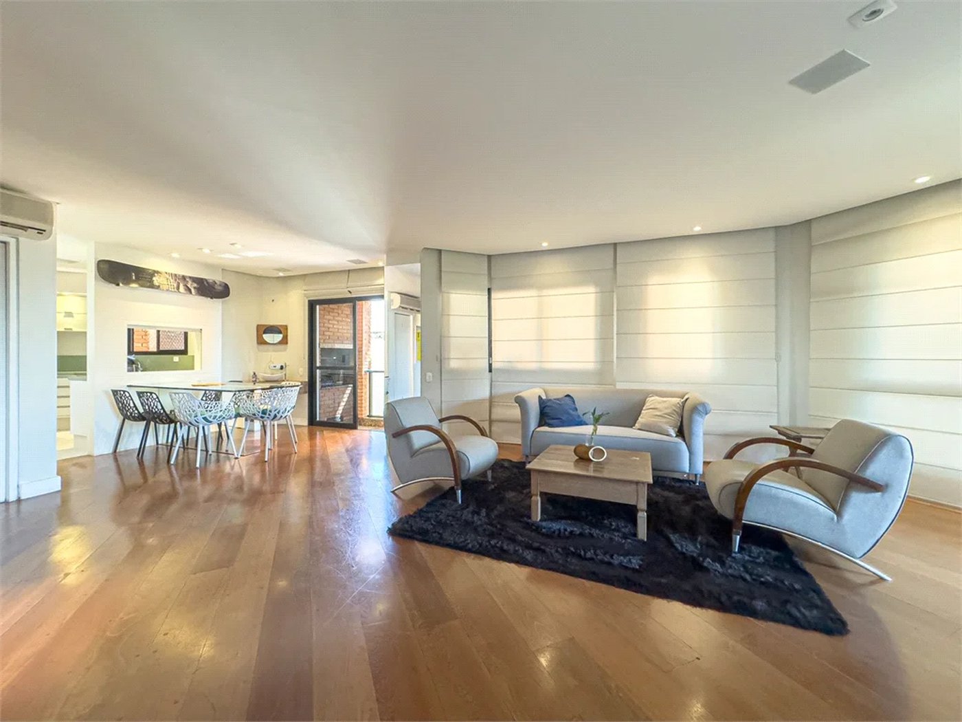 Apartamento à venda com 3 suítes em Sumarezinho, São Paulo, SP