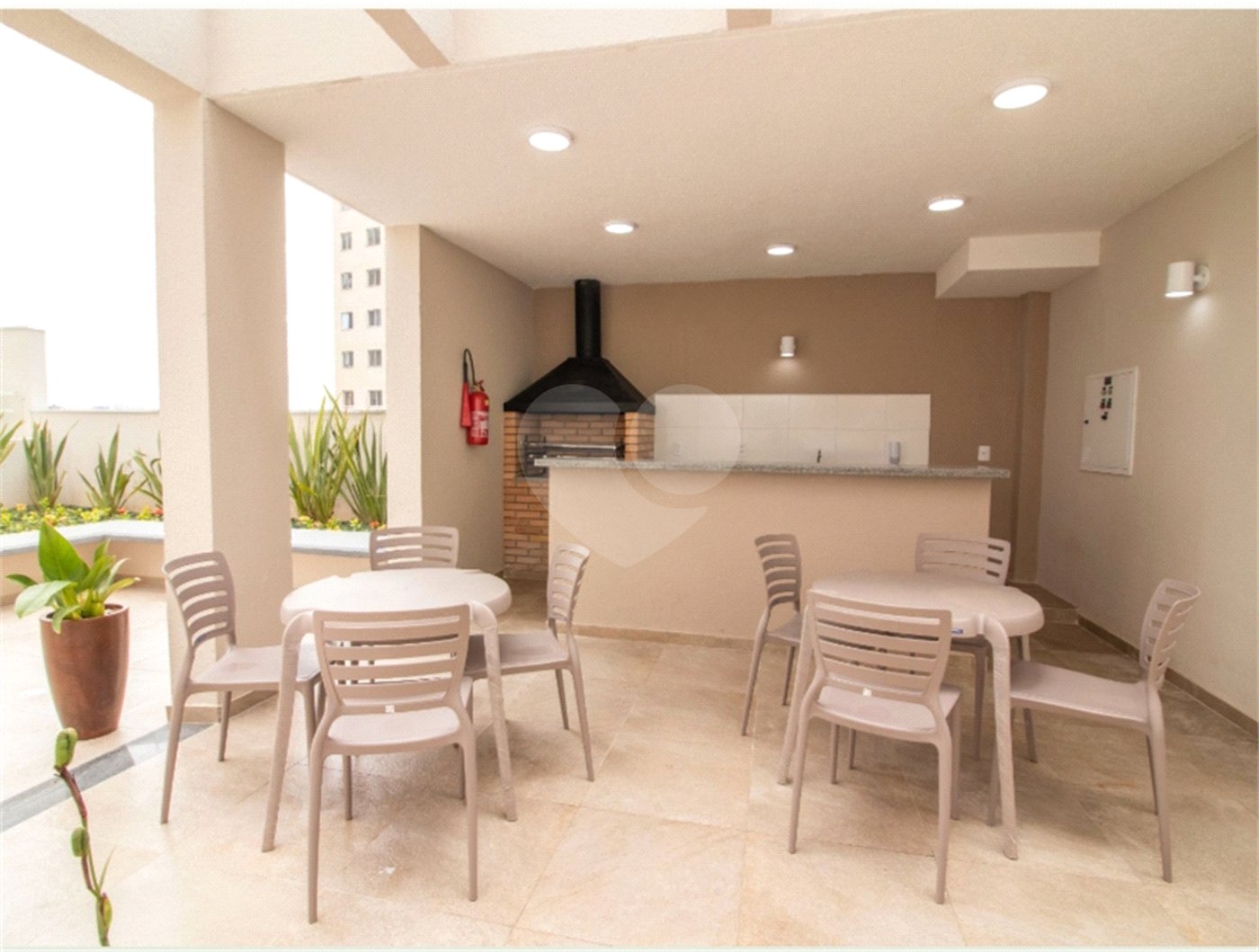 Apartamento à venda com 2 quartos em Parque Arariba, São Paulo, SP