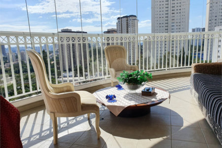 Apartamento à venda com 4 suítes em Jardim Marajoara, São Paulo, SP