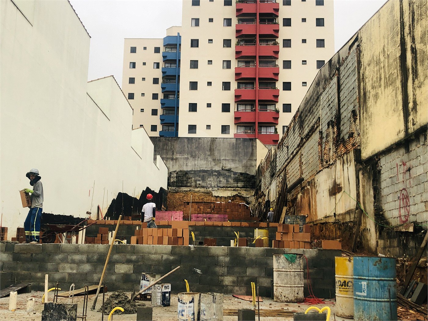Apartamento à venda com 2 quartos em Vila Nivi, São Paulo, SP