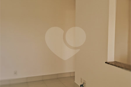 Apartamento à venda ou para alugar com 3 quartos, sendo 1 suíte, em Jardim Santiago, Indaiatuba, SP