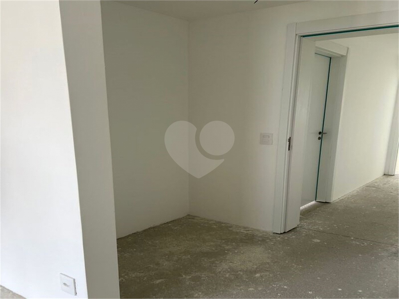 Apartamento à venda com 3 suítes em Campo Belo, São Paulo, SP