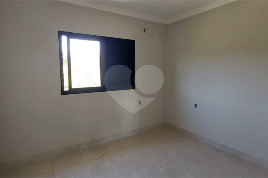 Casa à venda com 3 quartos, sendo 1 suíte,  no condomínio Residencial Mônaco, Piracicaba - SP