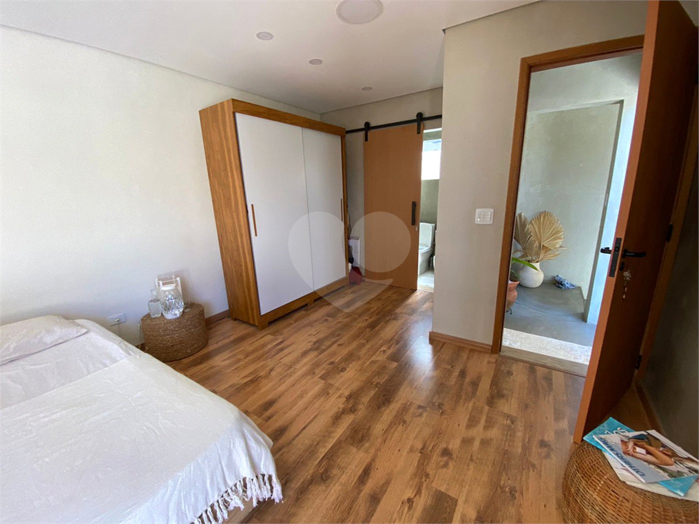 Sobrado à venda com 4 quartos, sendo 2 suítes, em Vila Maria Alta, São Paulo, SP