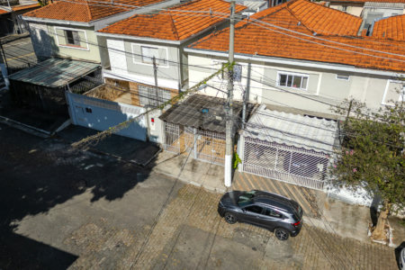 Casa à venda com 3 quartos, sendo 1 suíte, em Vila Cordeiro, São Paulo, SP