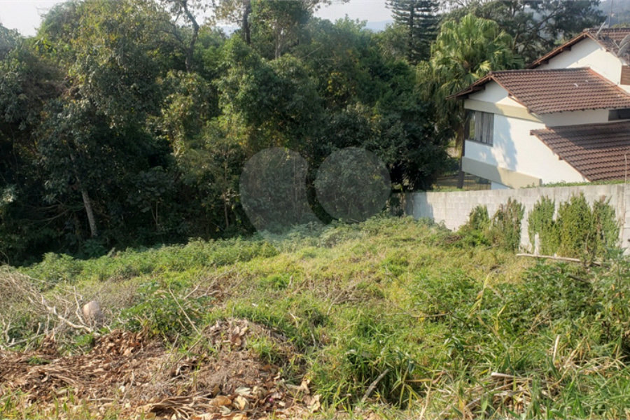 Terreno à venda no condomínio Alpes da Cantareira, Mairiporã - SP