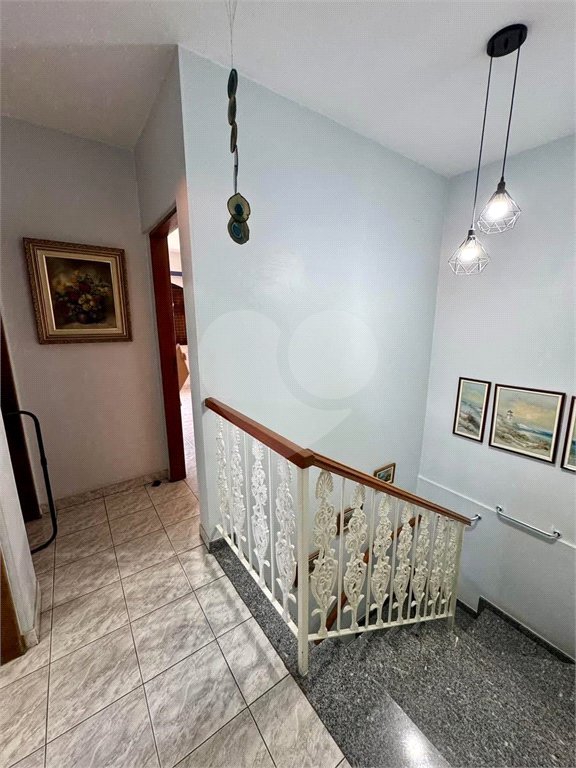 Sobrado à venda com 4 quartos, sendo 1 suíte,  em Vila Cleonice, São Paulo, SP