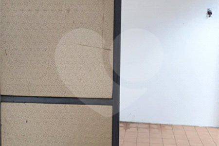 Sobrado à venda com 3 quartos em Várzea da Barra Funda, São Paulo, SP