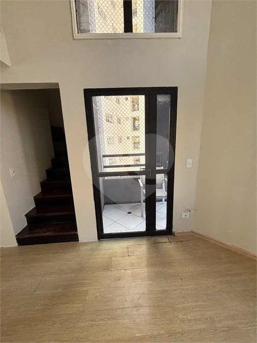 Apartamento à venda ou para alugar com 1 suíte em Vila Suzana, São Paulo, SP