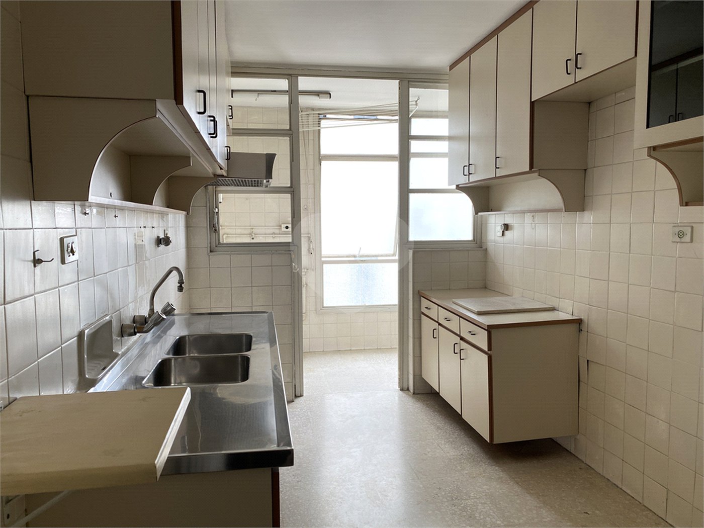 Apartamento à venda com 3 quartos, sendo 1 suíte, em Brooklin Paulista, São Paulo, SP