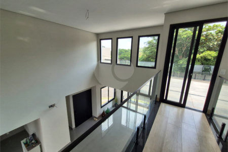 Casa à venda com 3 suítes no condomínio Terras de São Francisco, Vinhedo - SP