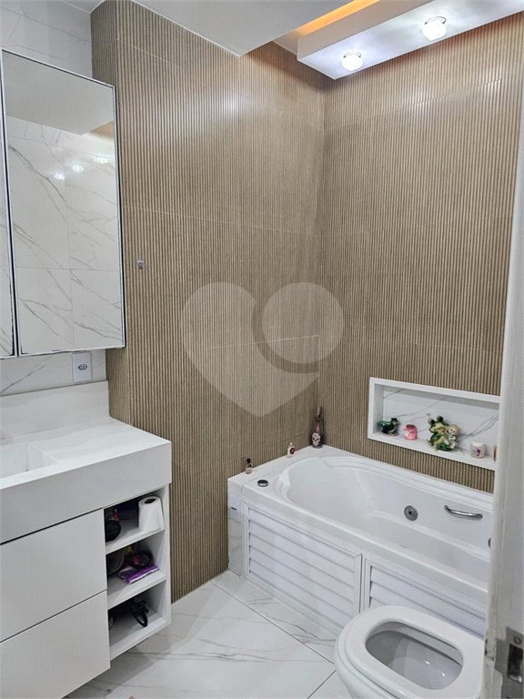 Apartamento à venda com 3 quartos, sendo 1 suíte, em Copacabana, Rio de Janeiro, RJ