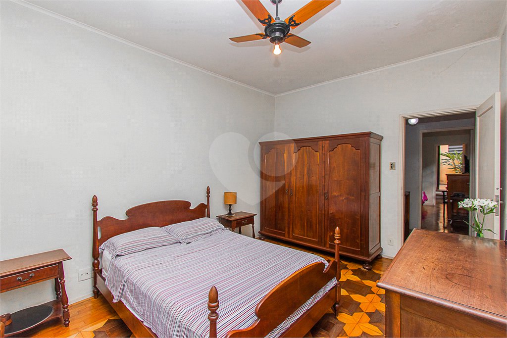 Sobrado à venda com 5 quartos em Vila Mariana, São Paulo, SP