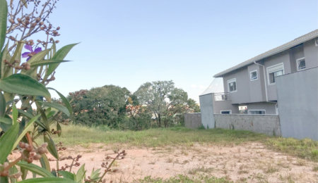 Terreno à venda em Fazenda Santana, Valinhos, SP
