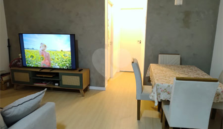 Apartamento à venda com 2 quartos, sendo 1 suíte, em Vila Rosália, Guarulhos, SP