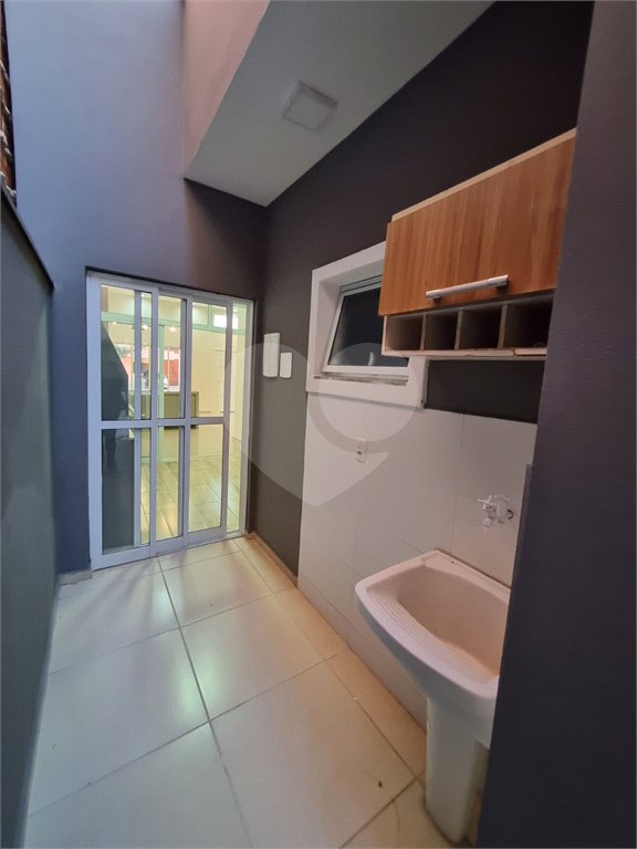 Casa à venda com 3 quartos, sendo 1 suíte, no condomínio Horto Florestal Villagio, Sorocaba - SP
