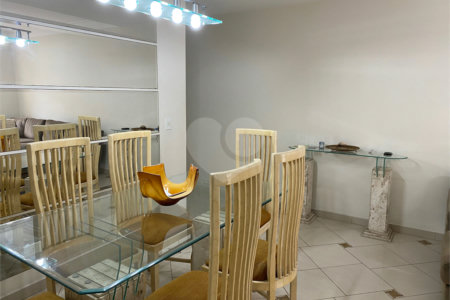 Apartamento à venda com 3 quartos em Vila dos Remédios, São Paulo, SP