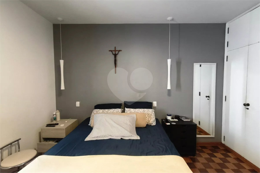 Sobrado à venda com 3 quartos, sendo 1 suíte, em Vila Mariana, São Paulo, SP