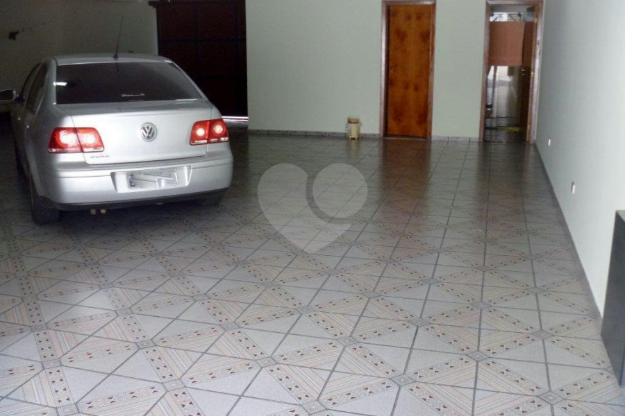 Sobrado à venda com 4 suítes em Tremembé, São Paulo, SP
