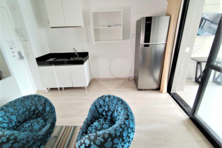 Apartamento de 1 quarto - Vila Mariana - Varanda, - 1 vaga - Lazer e serviços no condomínio.