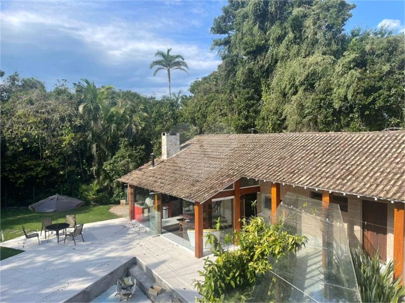 Casa à venda com 5 suítes em Costa do Sol, Bertioga, SP