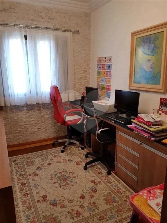 Cobertura com 250m², 3 dormitórios (2 suítes ), 2 vagas de garagem, à venda no bairro Osvaldo Cruz, em São Caetano do Sul