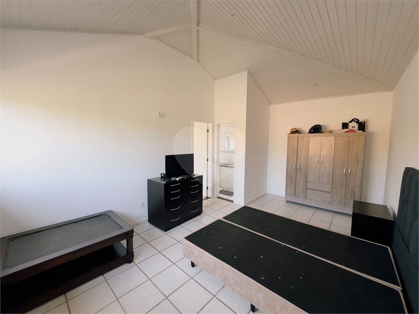 Casa em condomínio à venda com 4 quartos, sendo 3 suítes, em Manguinhos, Armação dos Búzios, RJ