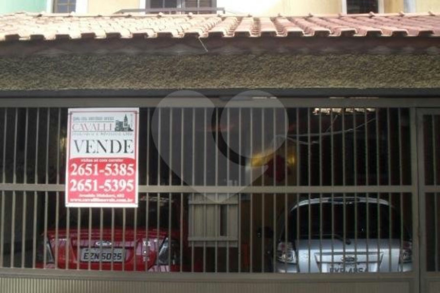 Sobrado à venda com 3 quartos, sendo 1 suíte, em Artur Alvim, São Paulo, SP