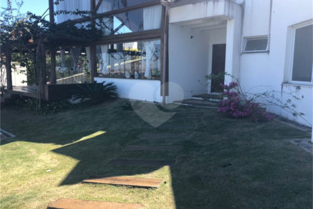 Casa à venda com 6 suítes no condomínio Jardim Primavera, Louveira - SP
