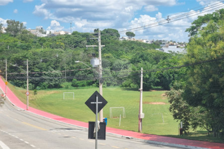 Casa à venda com 3 quartos, sendo 1 suíte, no condomínio Helena Maria, Sorocaba - SP