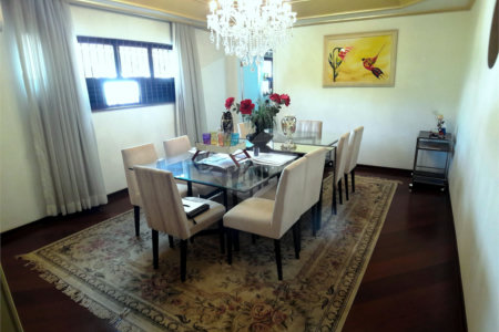 Casa à venda com 5 quartos, sendo 3 suítes,  em Butantã, São Paulo, SP