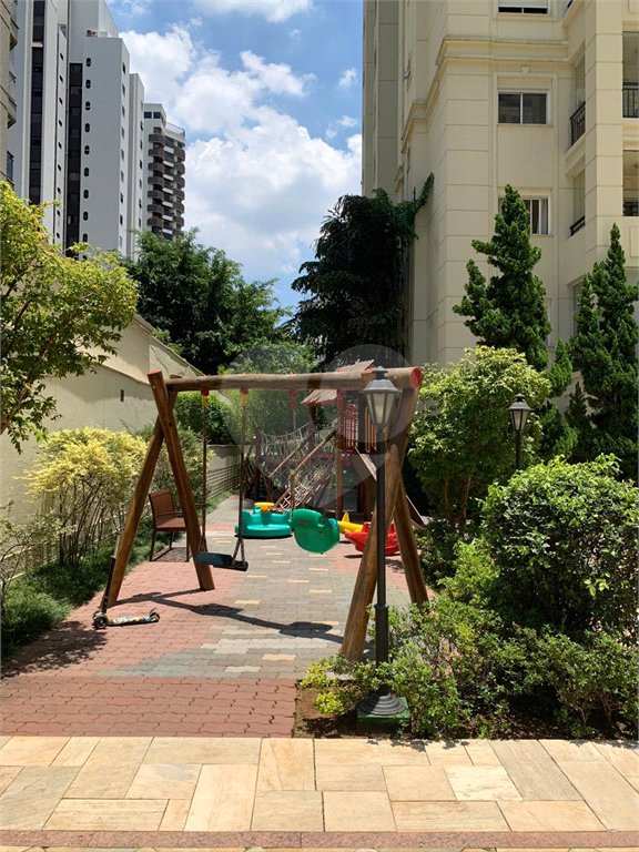 Apartamento à venda com 2 quartos, sendo 1 suíte,  em Indianópolis, São Paulo, SP