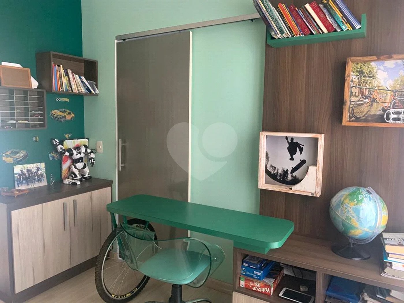 Casa à venda com 4 quartos, sendo 1 suíte, no condomínio Ibiaram, Itupeva - SP