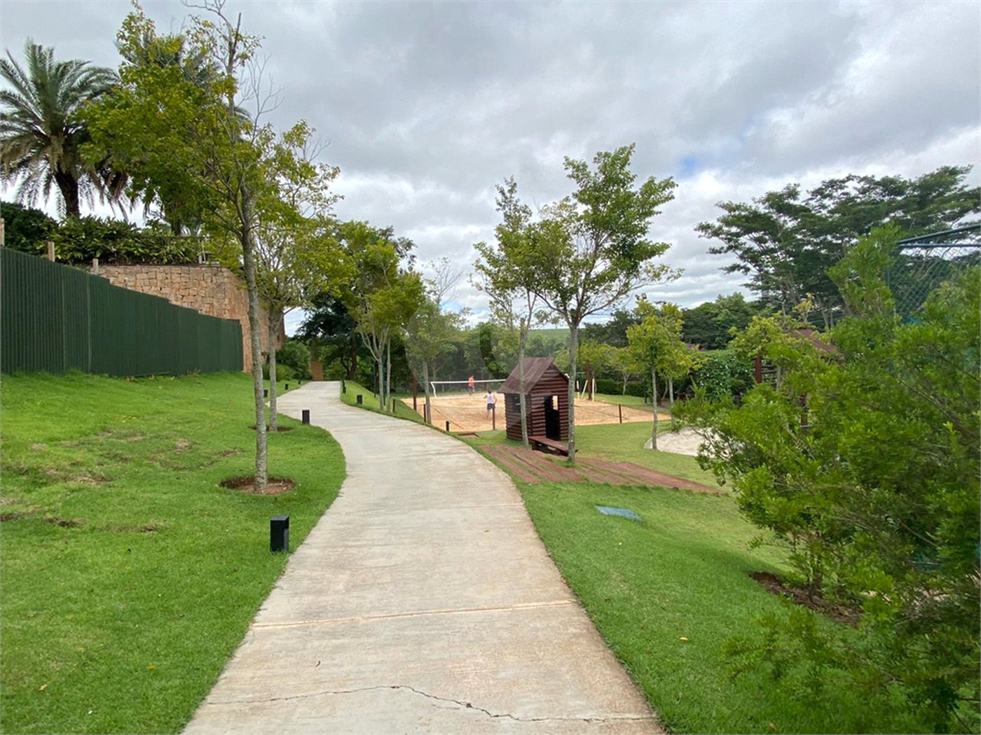Casa à venda com 4 suítes em Residencial Jatibela, Campinas, SP