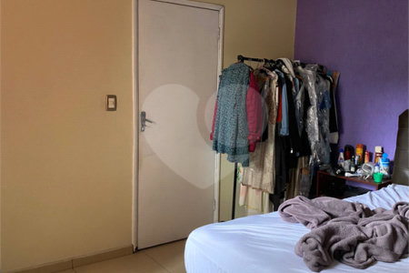 Sobrado à venda com 3 quartos, sendo 1 suíte, em Vila Augusta, Guarulhos, SP