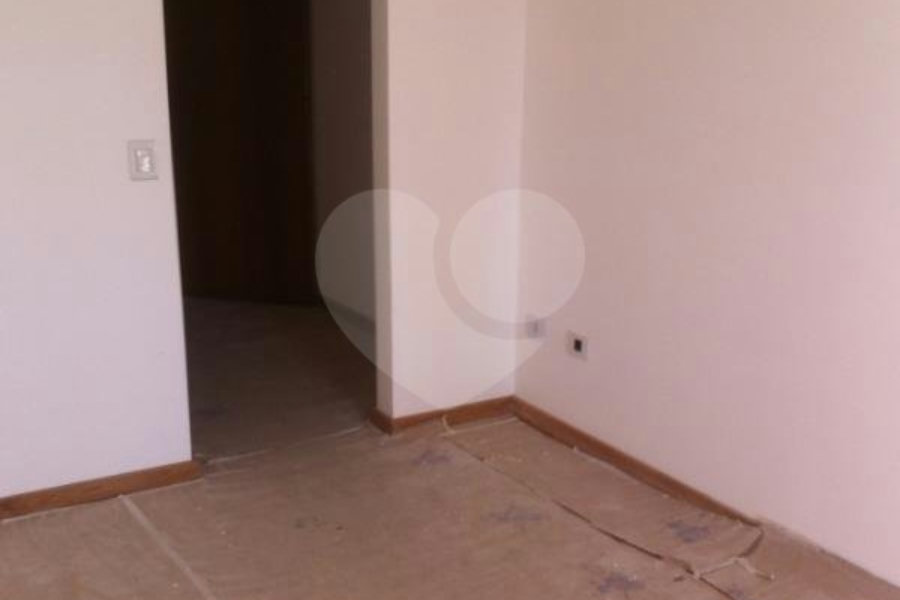 Casa à venda com 3 suítes em Vila Nova Cachoeirinha, São Paulo, SP